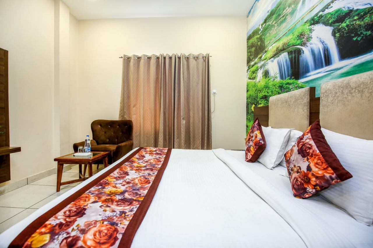 Hotel Karan Residency - 5 Min Walk From Golden Temple Amritsar Exterior foto