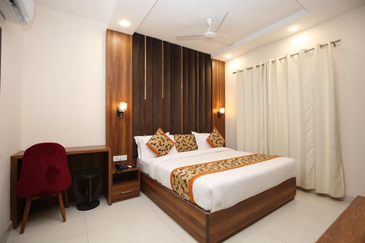 Hotel Karan Residency - 5 Min Walk From Golden Temple Amritsar Exterior foto